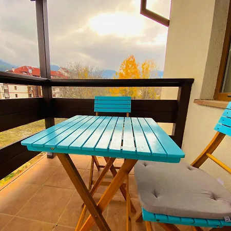 Apartment Charming Near Gondola & Bar Street, Cedar 1 Complex *