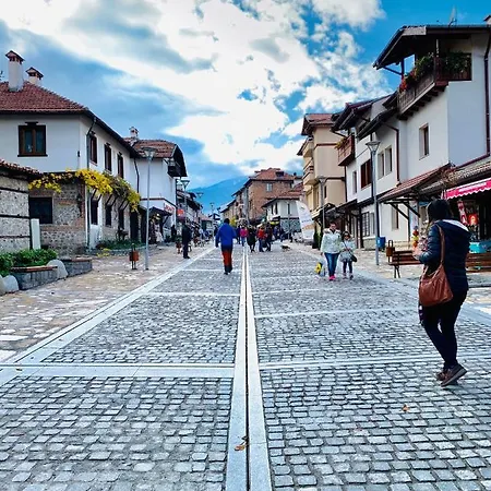 Apartment Charming Near Gondola & Bar Street, Cedar 1 Complex *