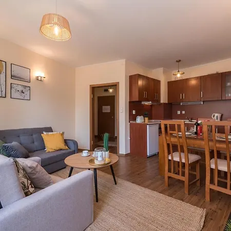 Charming Near Gondola & Bar Street, Cedar 1 Complex * Bansko